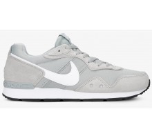 NIKE VENTURE RUNNER