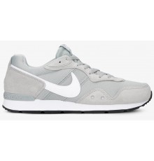 NIKE VENTURE RUNNER