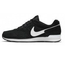 NIKE VENTURE RUNNER SUEDE